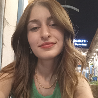 Ev işlerine yardımcı , Zeynep, KORFEZ