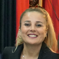 Ev işlerine yardımcı , Meryem, MENEMEN