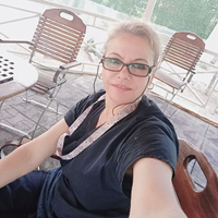 Hasta ve yaşlı bakıcı,  Hülya, KARTAL