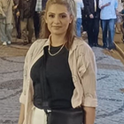 Ev işlerine yardımcı , Feride, SISLI