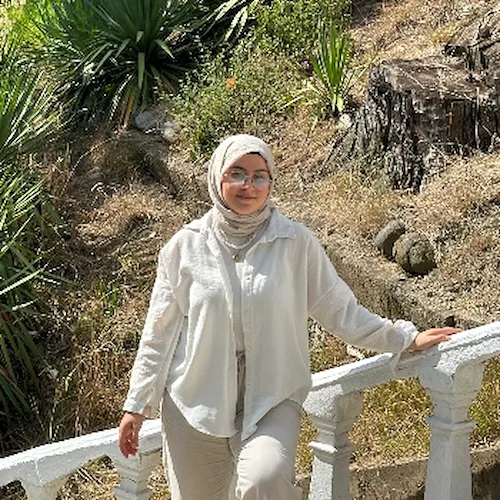 Çocuk bakıcısı , Nisa, BASISKELE